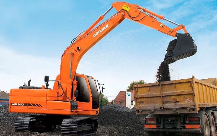 Гусеничный экскаватор Doosan DX140LC