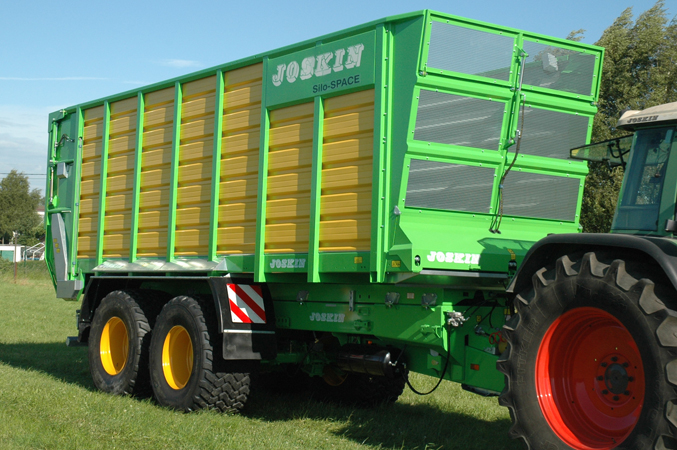 Силосный прицеп Joskin Silo-SPACE 20/40
