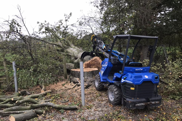 Маленький, да удаленький