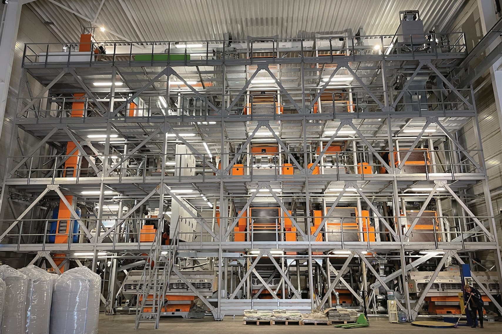 ELICA запускает инновационную линейку семенных линий с искусственным интеллектом