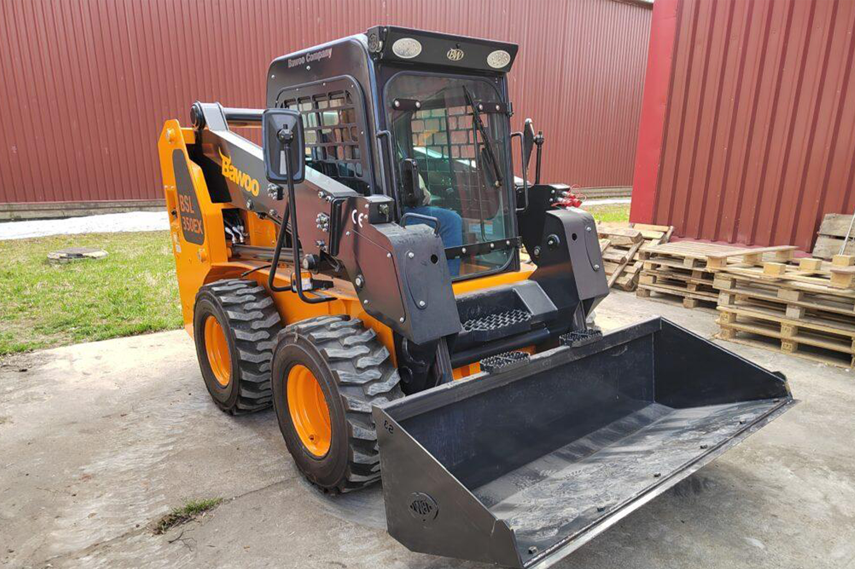 BAWOO: Мини-Погрузчики BSL 350EX и BTL350 – Больше Возможностей!