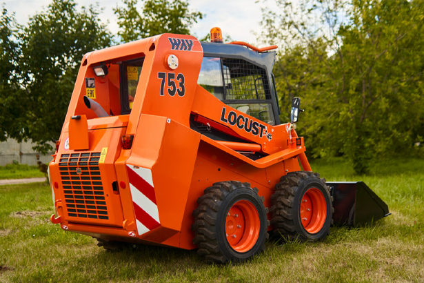 Мини погрузчики Locust L753 в наличии на складе Baitek Machinery!