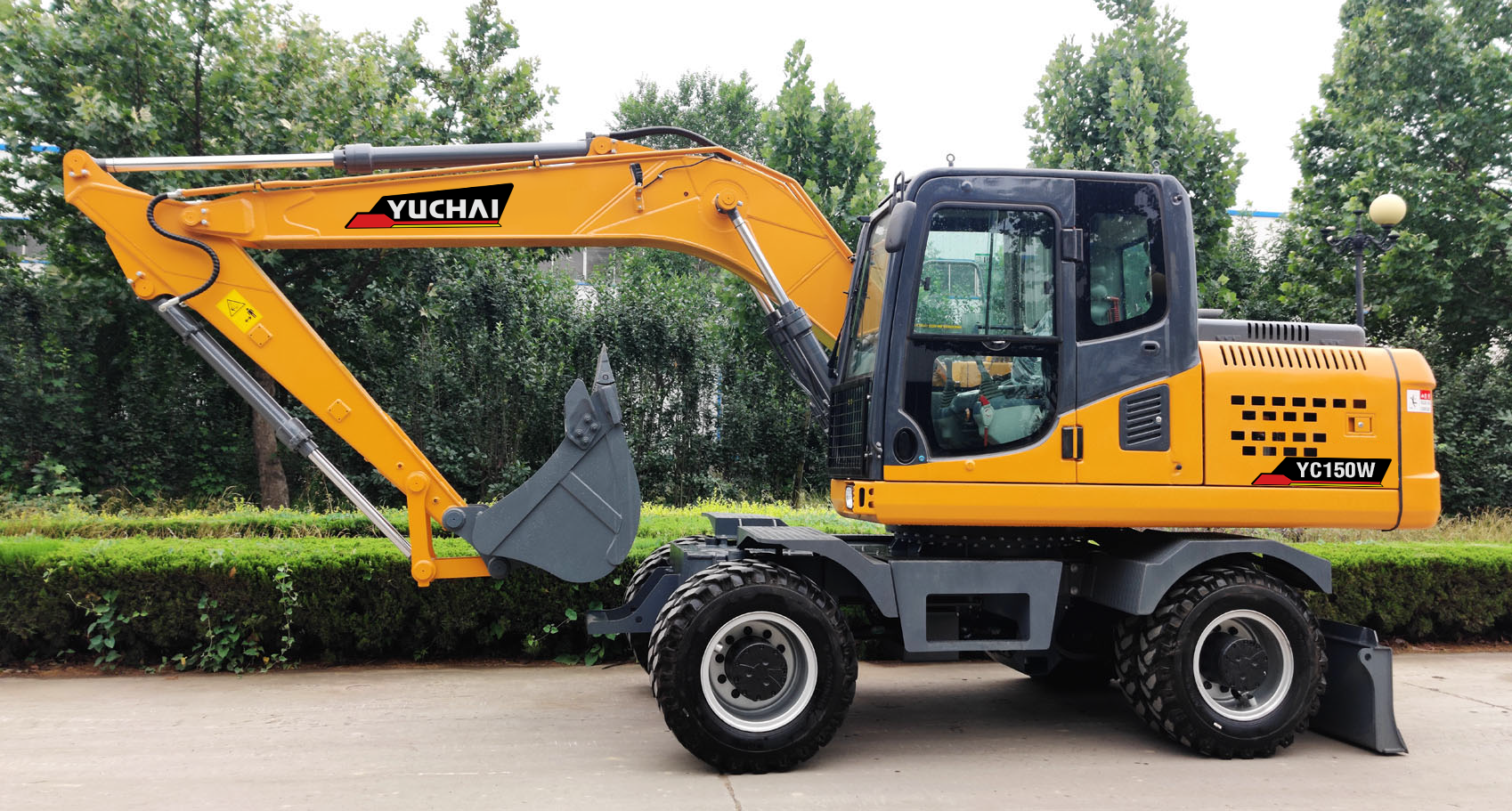 Колесный экскаватор YC150W