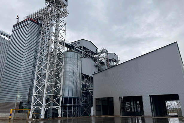 Всё выше! и выше! и выше!…