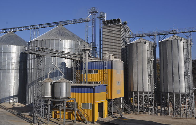 Зерносушилка STRAHL 14000 FR произв-ть до 140 т/ч