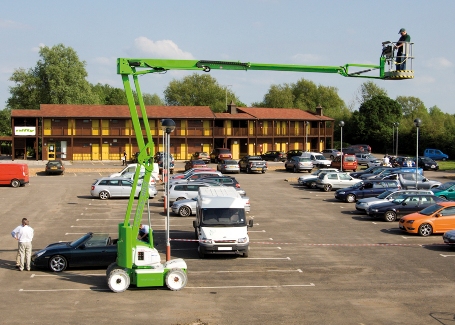 Гибридный коленчатый подъемник NiftyLift HR17N