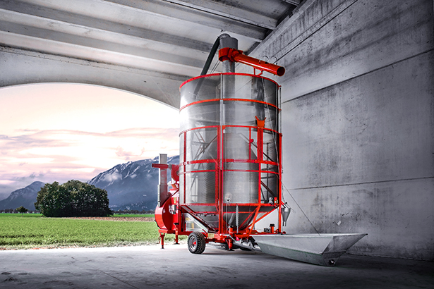 Fratelli Pedrotti поздравляет с Новым Годом!